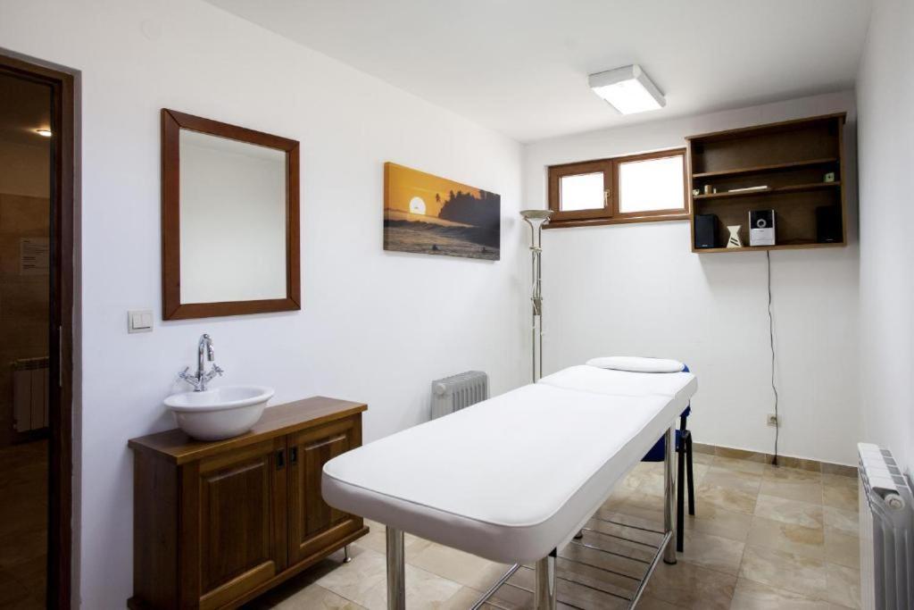 One Bedroom Apartment Pirin Lodge Bansko Exterior photo
